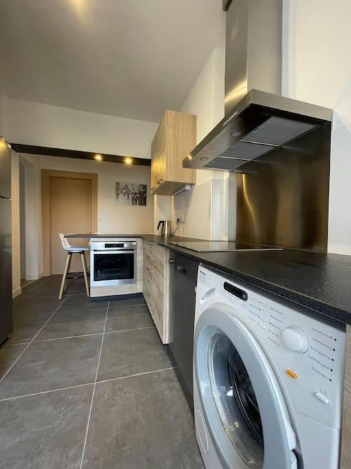 Mulhouse, Urban Family Nest Apartman Kültér fotó